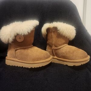 UGG Bailey Toddler Boot